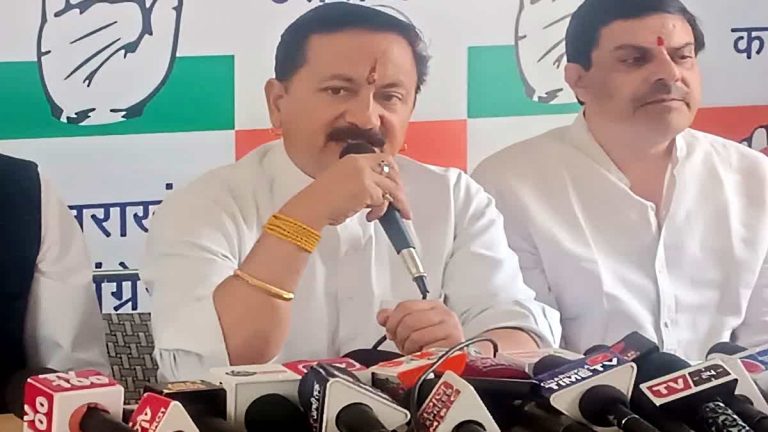 KARAN-MAHARA-PRESS-CONFEREN