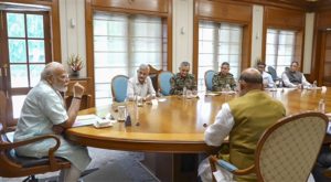सीजफायर के बाद पीएम मोदी की हाई लेवल मीटिंग में तीनों आर्मी चीफ