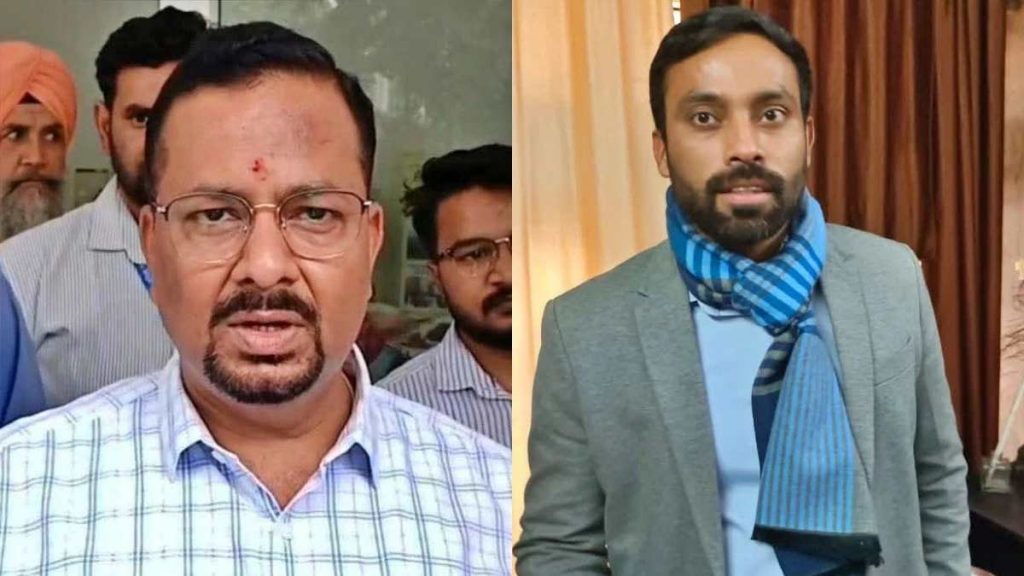 हरिद्वार के जिलाधिकारी और उप जिलाधिकारी