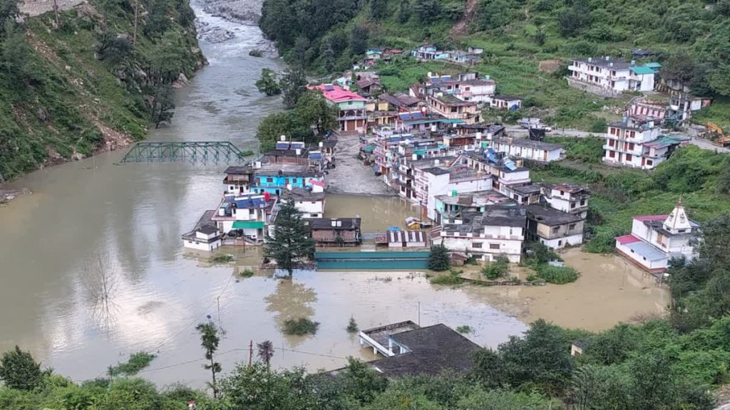 यमुना नदी पर स्यानाचट्टी में भी बनी थी झील