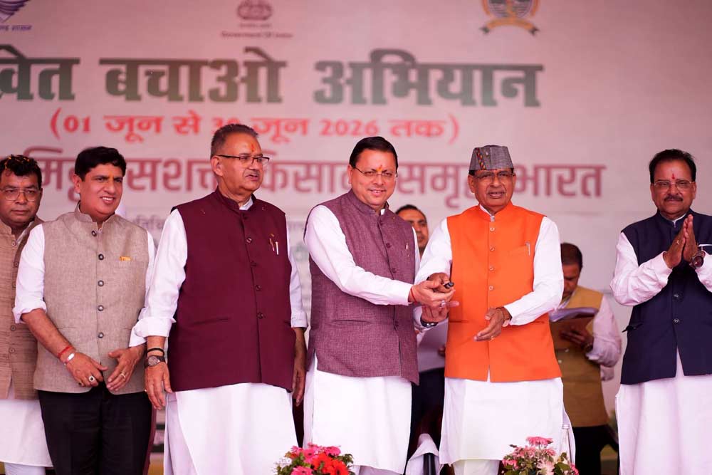 Shivraj Singh Chouhan, CM Pushkar Singh Dhami