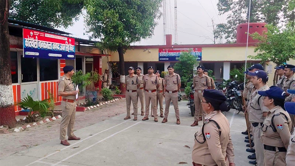 हिस्ट्रीशीटर तारा सिंह की अवैध संपत्ति पर चला बुलडोजर